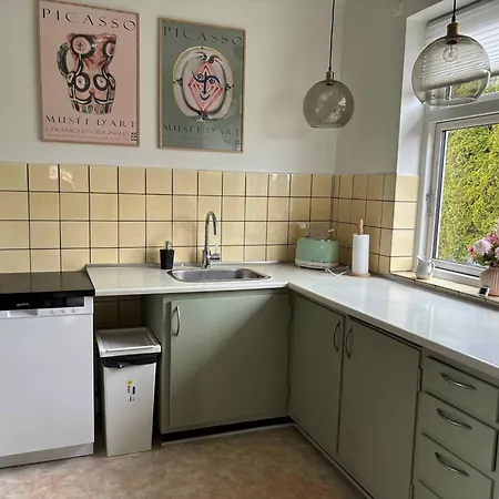 Charming Villa, Close To The Sea